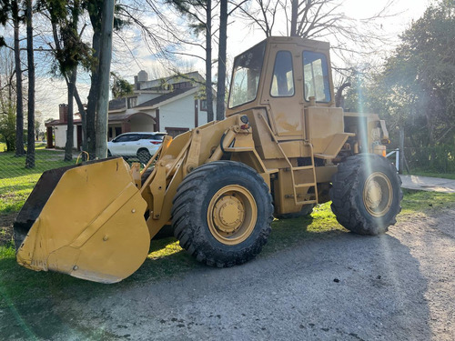 Caterpillar 930, Balde 2mtrs Modelo 88 . Muy Buena