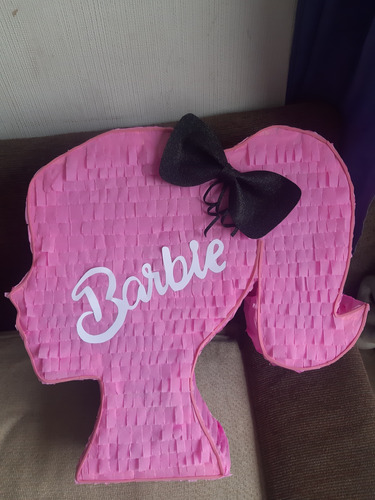 Piñata Barbie De Perfil 