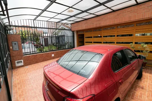 Casa En Venta En Las Villas. Cod V1051108