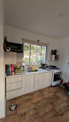 Venta De Complejo De 5 Unidades En Tanti, Ubicado En Barrio Semicerrado Las Pircas
