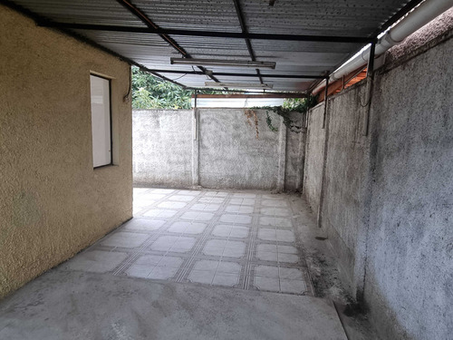 Casa En Calle Arturo Prat Con Sargento Aldea (60103)