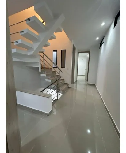 Venta Casa De 170mts2 Ciudad 2000, Cali Valle Del Cauca 13467-1