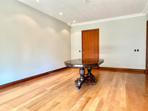 Los Nogales, Impecable Casa, Norte, Amplios Espacios, 7d 6b