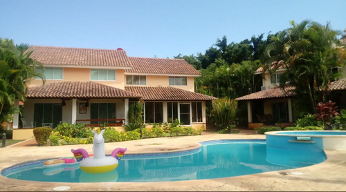 Imagen 4 de 9 de Espectacular Villa En Juan Dolio
