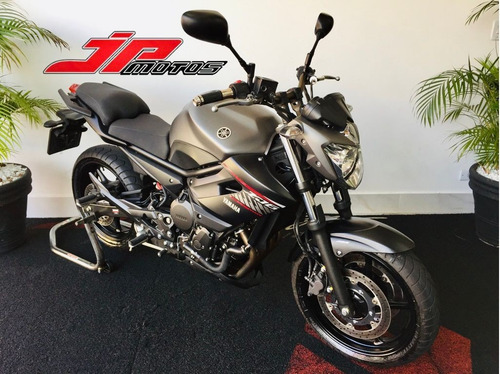 Imagem 1 de 8 de Yamaha Xj6 N Abs 2019 Cinza