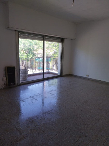 Venta Local Con Depto 3 Ambientes Monte Grande