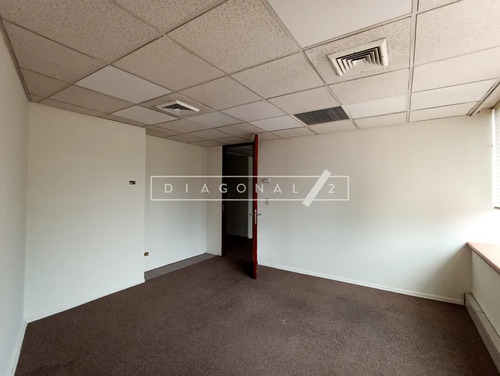 Oficina En Arriendo En Barrio El Golf