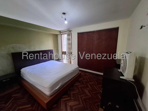 Vendo Apartamento El Marques Avda. Sanz #25-17140 Lisbet Seijas