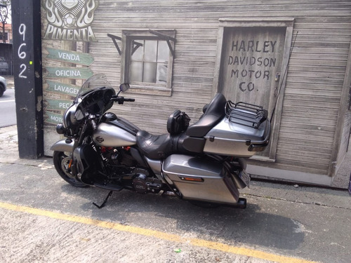 Imagem 8 de 12 de Harley Davidson Cvo Limited