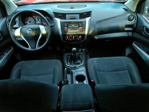 Nissan NP300 2.5 Doble cabina SE paq seguridad