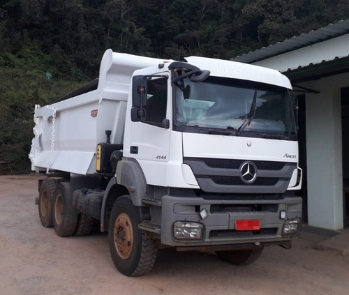 Imagem 15 de 15 de Mercedes-benz Axor 4144 6x4 Ano 2017 Caçamba Rossetti