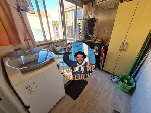 Apartamento 3 D, 1 Com Suíte, 2 Banheiros E Garagem