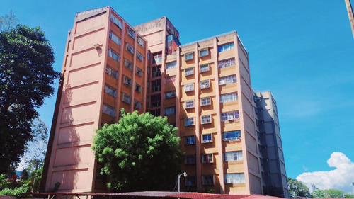 Apartamento En Residencias Los Kioscos, Edf. La Ceiba
