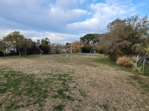 Imagen 23 de 26 de Casa Quinta Con Pileta, Y Amplio Terreno Parquizado