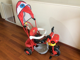 triciclo cars infanti