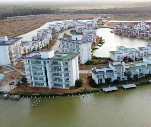 En Venta Town-house A Estrenar En Ciudad Náutica Puerto Morrocoy, Tucacas Falcón / Emer.