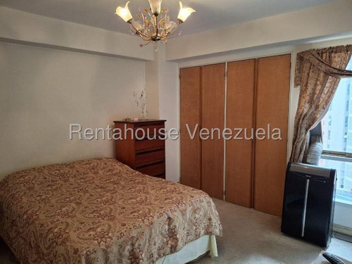 Se Vende Apartamento En Prados Del Este 25-21942 Le
