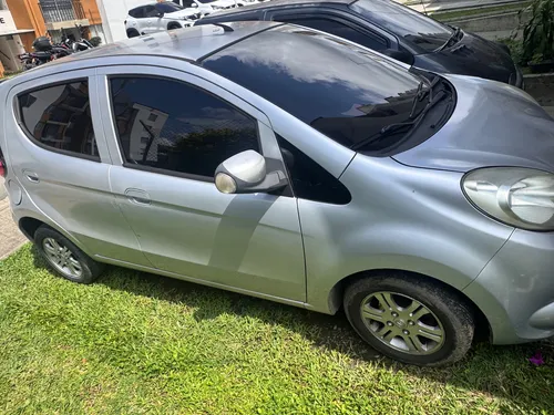 Carro Changan Benni Mini