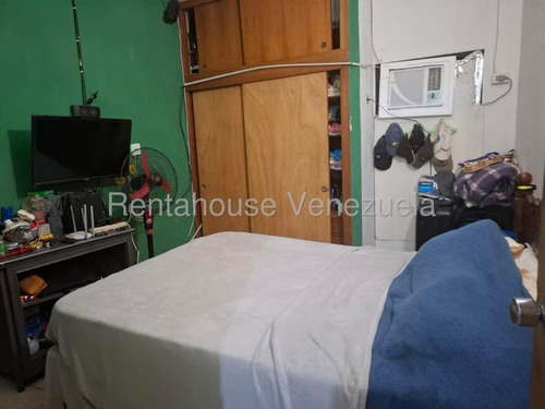 #*25-19617 ¡vive Con Tranquilidad En Una Cómoda Y Espaciosa Casa, En Urbanizacion El Recreo, En Cabudare, Lara! Adelaida Armeya