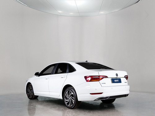 Imagen 3 de 8 de Volkswagen Vento 1.4 Highline 150cv At