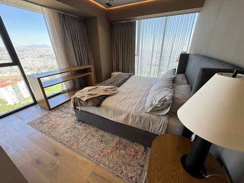 Exclusivo Penthouse En Venta Taira Bosque Real