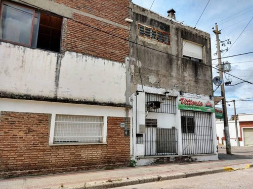 Imagen 4 de 12 de Propiedad En Venta, Esquina Con Locales