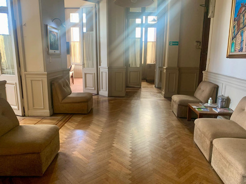 Venta Apartamento 5 Dormitorios Centro