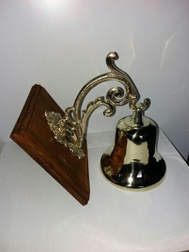 Campana De Bronce Grande Nº 8 18cm Con Madera  Y Mensula