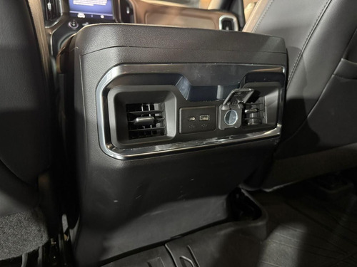 Chevrolet Cheyenne 6.2 V8 Doble Cabina High Country 4x4 At