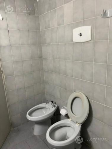 Apartamento - Centro Vivienda U Oficina, Porteria 24hs, A 1 De 18, Gc: Aprox 3.500$