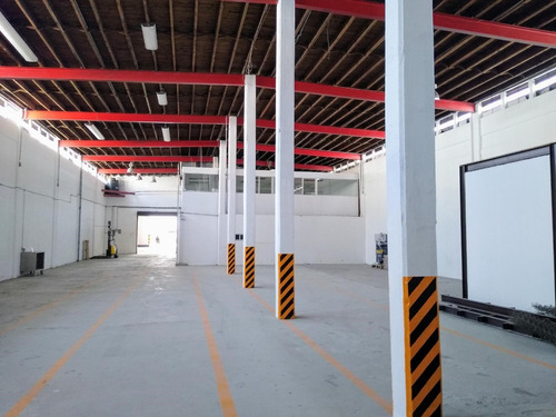 Imagen 1 de 13 de Bodega 726 M2 Nave Santa Maria La Ribera