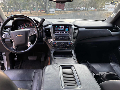 Chevrolet Suburban 5.3 Ltz V8 4wd 2da Cubo At