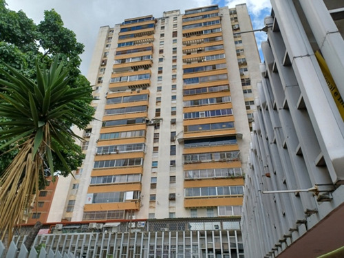 Vendo Apartamento 103m2 Santa Eduvigis 3776