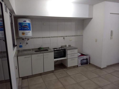 Imagen 5 de 14 de Departamento En Venta En Moron Sur