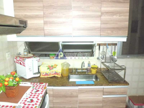 Apartamento À Venda, 3 Quartos, 1 Vaga, Leme - Rio De Janeiro/rj - 18141