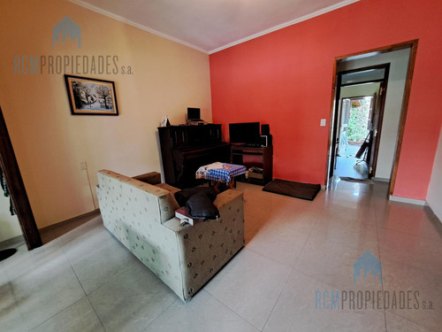 Ph En Venta Con Jardin Y Cochera