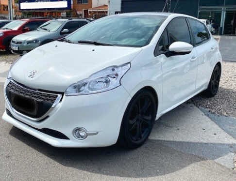 Peugeot 208 Nivel 5