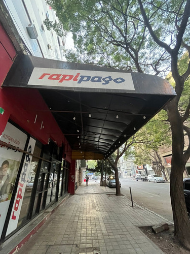 Imagen 3 de 8 de Se Vende. Local Comercial Duarte Quirós Al 600. Sup. 162 M2