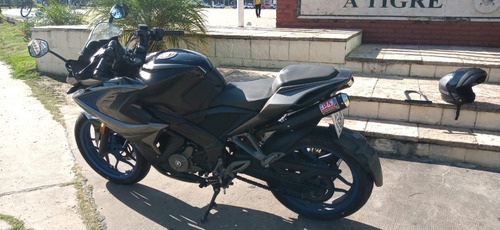 Rouser Rs