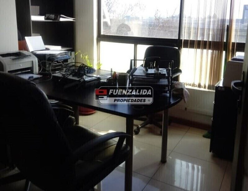 Oficina En Venta De 2 Privados En San Joaquín