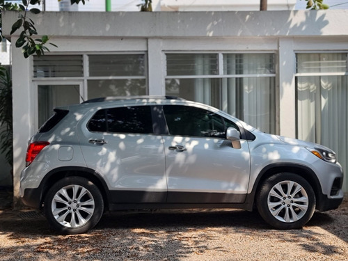 Imagen 4 de 12 de Chevrolet Trax