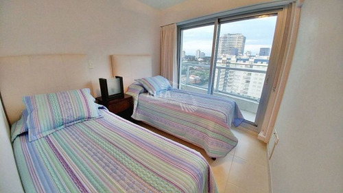 Imagen 20 de 24 de Mansa, A Una Cuadra Del Mar, 3 Dormitorios - Punta Del Este Mansa