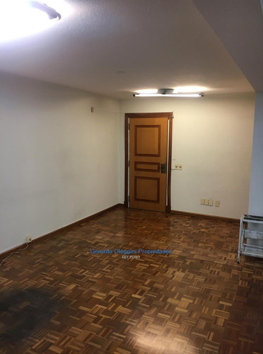 Venta Oficina Con Renta Ciudad Vieja O Permuta Apto Punta