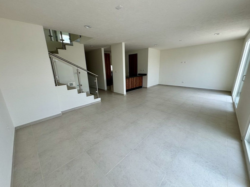 Ambiente Tranquilo- La Vista Residencial