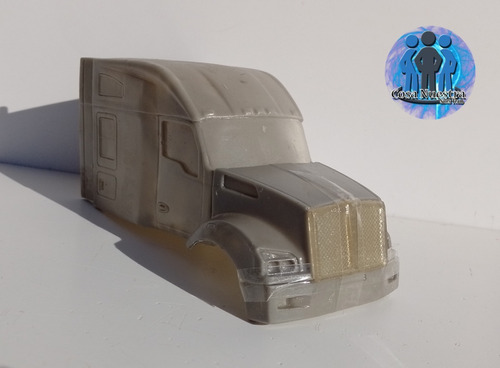 Cabina Y Cofre Kenworth T880 Escala  1:32 En Fibra De Vidrio