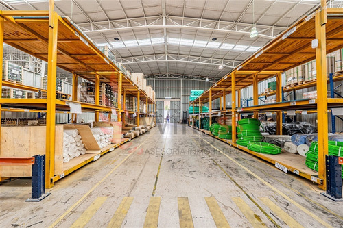 Arriendo Industrial Centro Calera De Tango C/estacionamiento