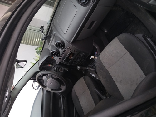 Imagem 2 de 7 de Ford Fiesta 2010 1.0 Flex 5p