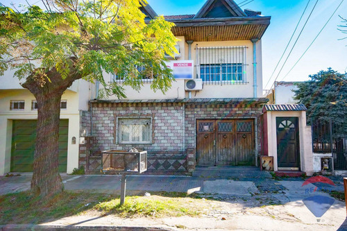 Imagen 2 de 30 de Oportunidad Venta 2 Ph En Lote Propio V.dominico