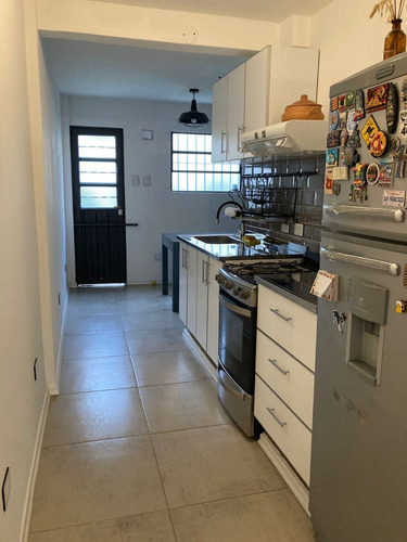 Imagen 4 de 10 de Duplex 3 Ambientes En Alquiler. Castelar Centro