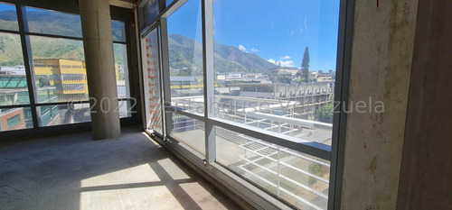 Torre Empresarial En Boleita Norte En Venta. Ch.